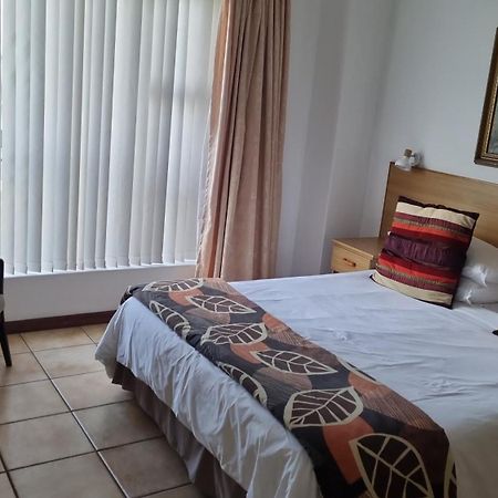 Kleinmond Panorama Holidays Екстер'єр фото